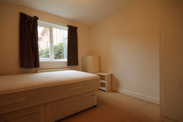 1 bed flat, Wallace Street, Spital Tongues, Newcastle, NE24AU - Image 3